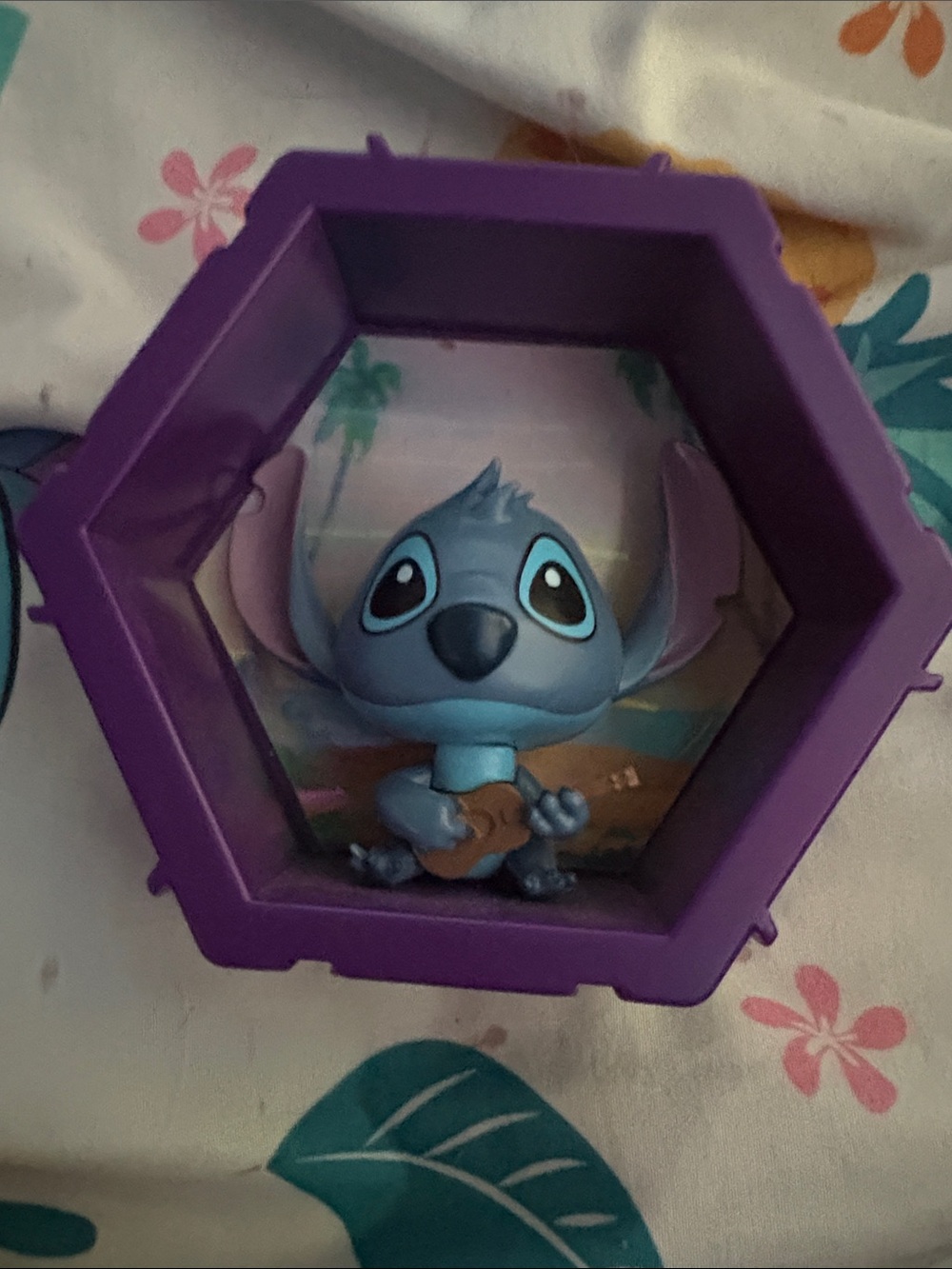 Love Stitch Blue Figure with Purple Hex Playset